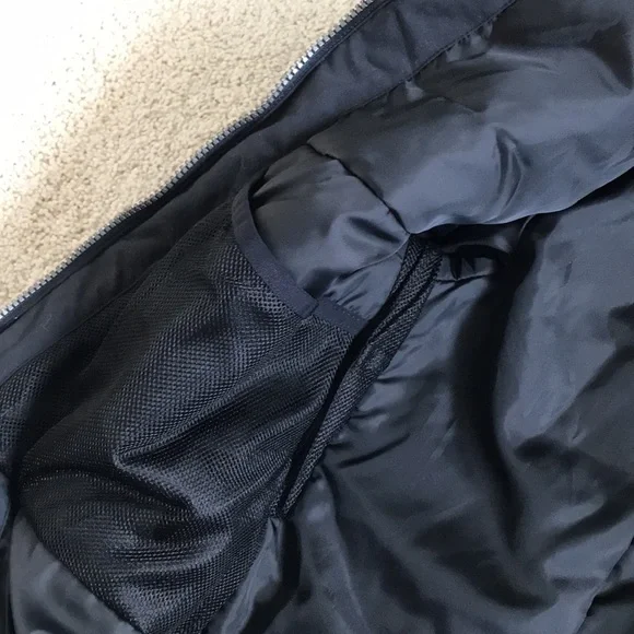 NEW Roxy Snow Jacket - Picture 8 of 13